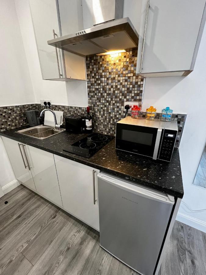Apartment 1-bed Studio Flat With Free City Centre Parking Cv1