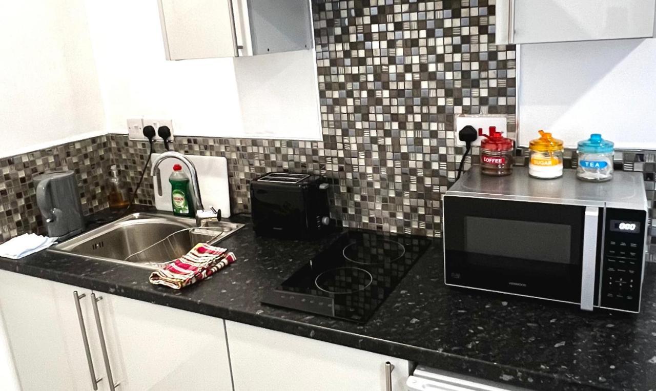 1-bed Studio Flat With Free City Centre Parking Cv1 Coventry